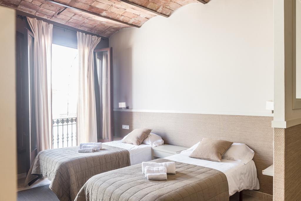 Apartments Hhb Барселона Екстериор снимка