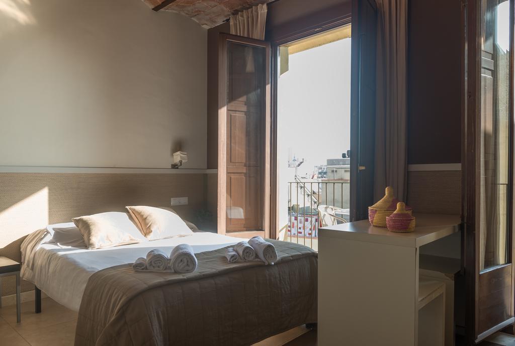 Apartments Hhb Барселона Екстериор снимка